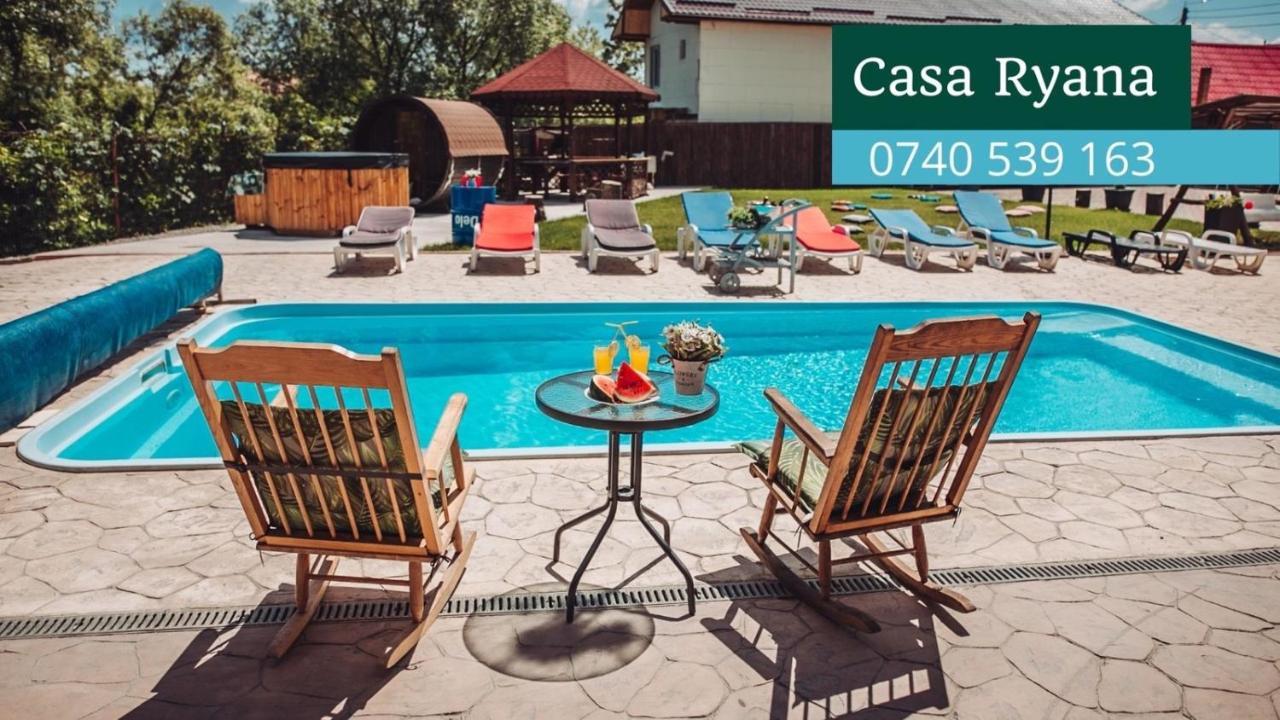 Motel Casa Ryana Self Check-In Gilău Exterior foto